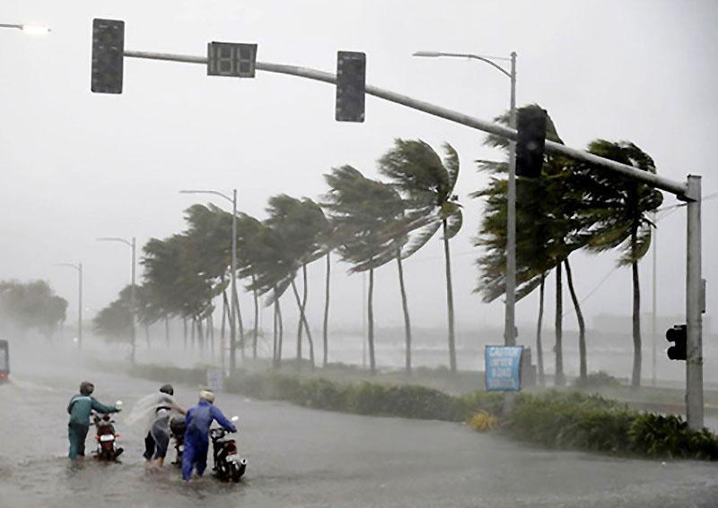 Biển Đông lại đón áp thấp nhiệt đới, mưa dông xuất hiện diện rộng?
