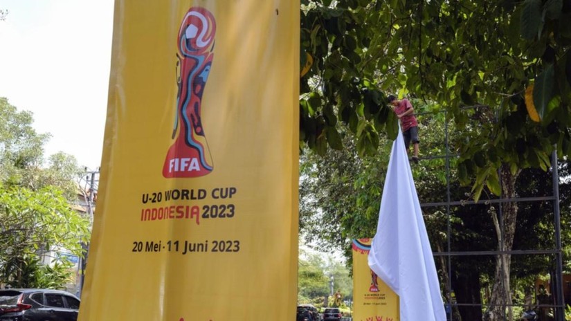 Indonesia bị tước quyền chủ nhà U20 World Cup