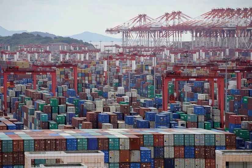 Thương mại Trung Quốc ổn định hơn trong tháng 8