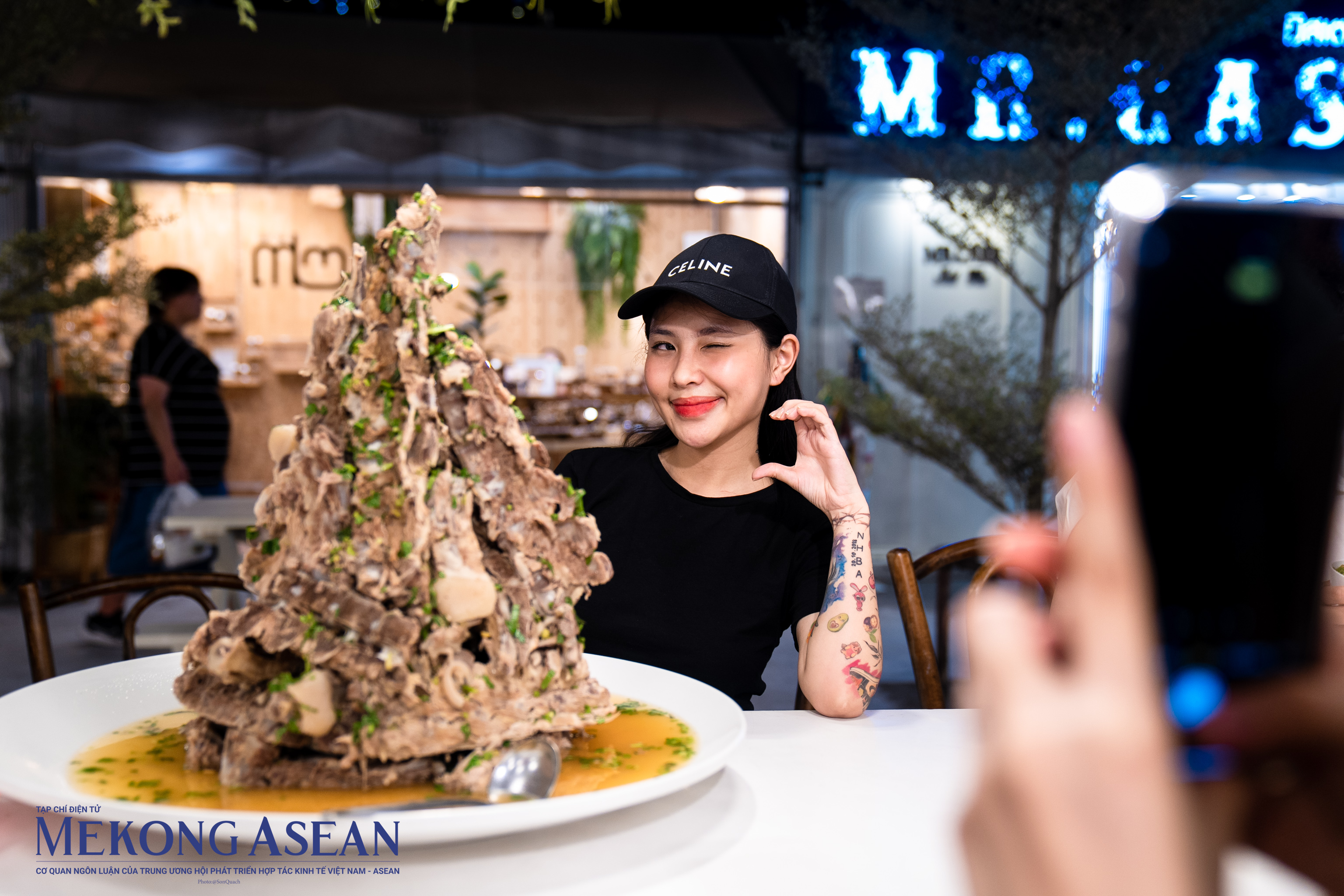 Khám phá thiên đường ẩm thực tại chợ đêm Jodd Fairs - Bangkok